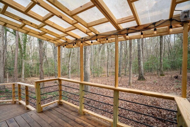 Building Photo - 1939 Crawford Dairy Rd