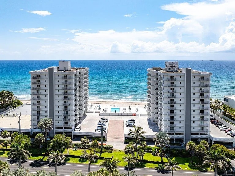 Building Photo - 4511 S Ocean Blvd