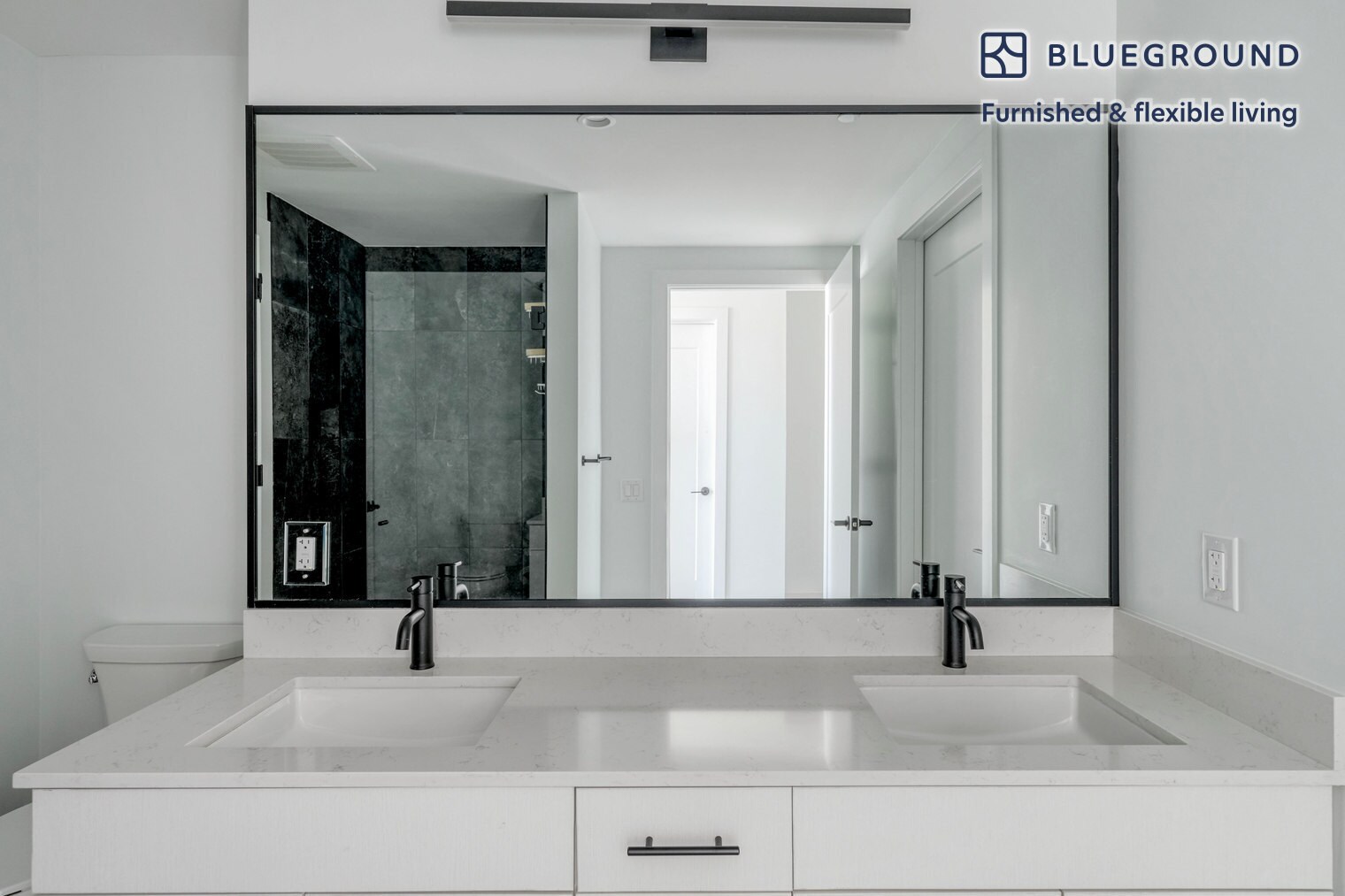 Building Photo - 501 Brazos St