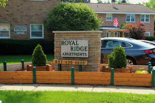 Building Photo - Royal Ridge Apartments