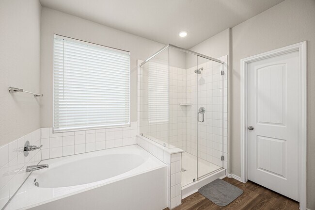 Building Photo - 4608 Mustang Run Dr