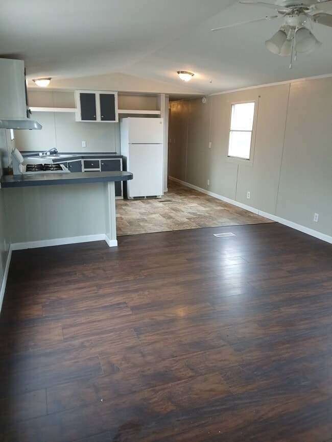 Building Photo - Affordable Mobile Home For Sale