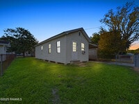 Building Photo - 505 W Dale St