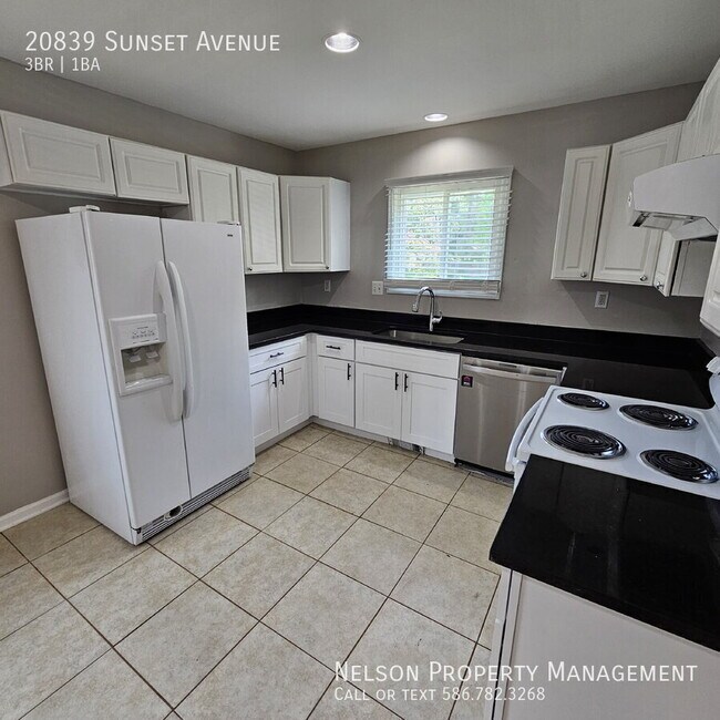 Building Photo - 20839 Sunset Ave