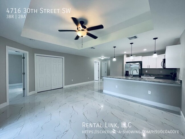 Building Photo - 4716 30th St SW