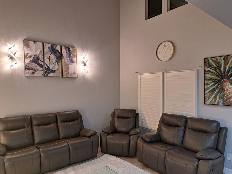 Building Photo - 4190 Lautrec Dr