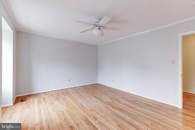 Building Photo - 9823 St Cloud Ct