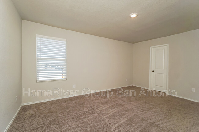 Building Photo - 559 Filibusters Trail