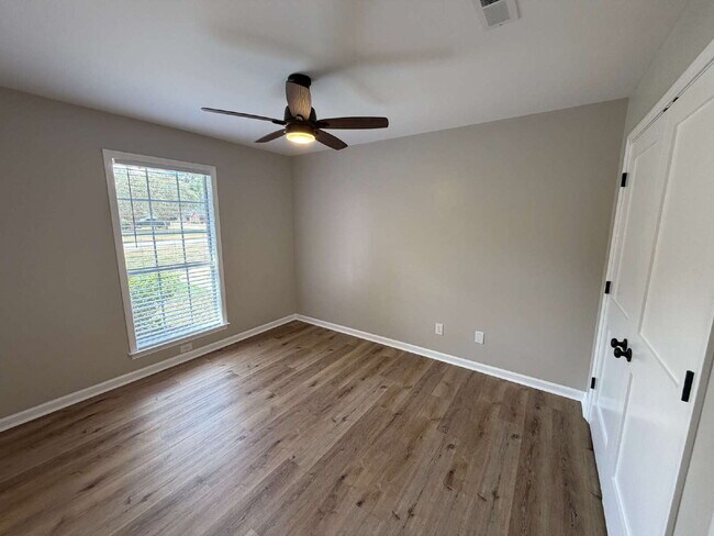 Building Photo - Available for rent in Chapelwood Subdivision