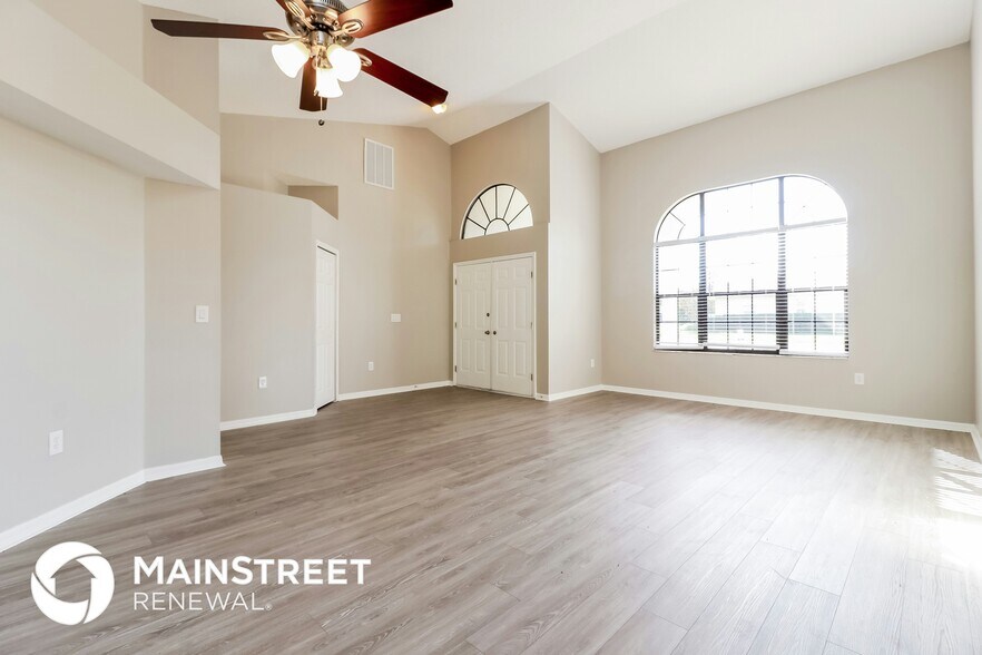 Building Photo - 7480 Aloe Dr