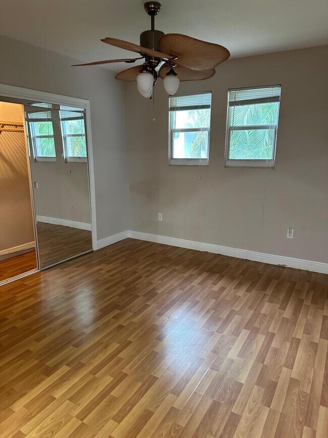 Building Photo - 272 SW 1st St