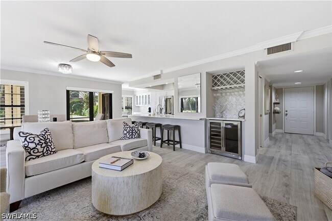 Building Photo - 6080 Pelican Bay Blvd