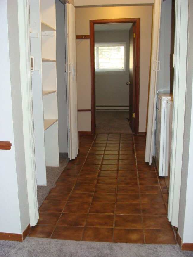 Building Photo - 414 W Beaver Creek Blvd