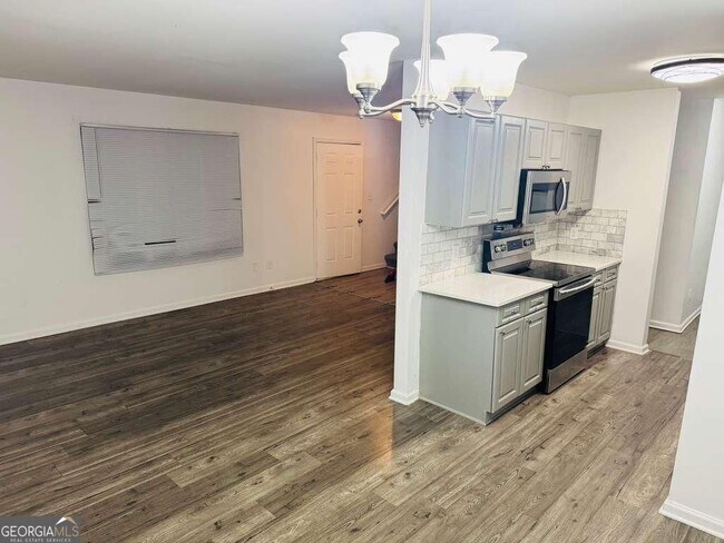 Building Photo - 3759 Mulkey Cir SW