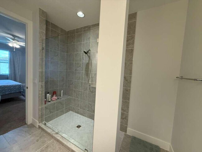 Building Photo - 5348 Sagan Ln