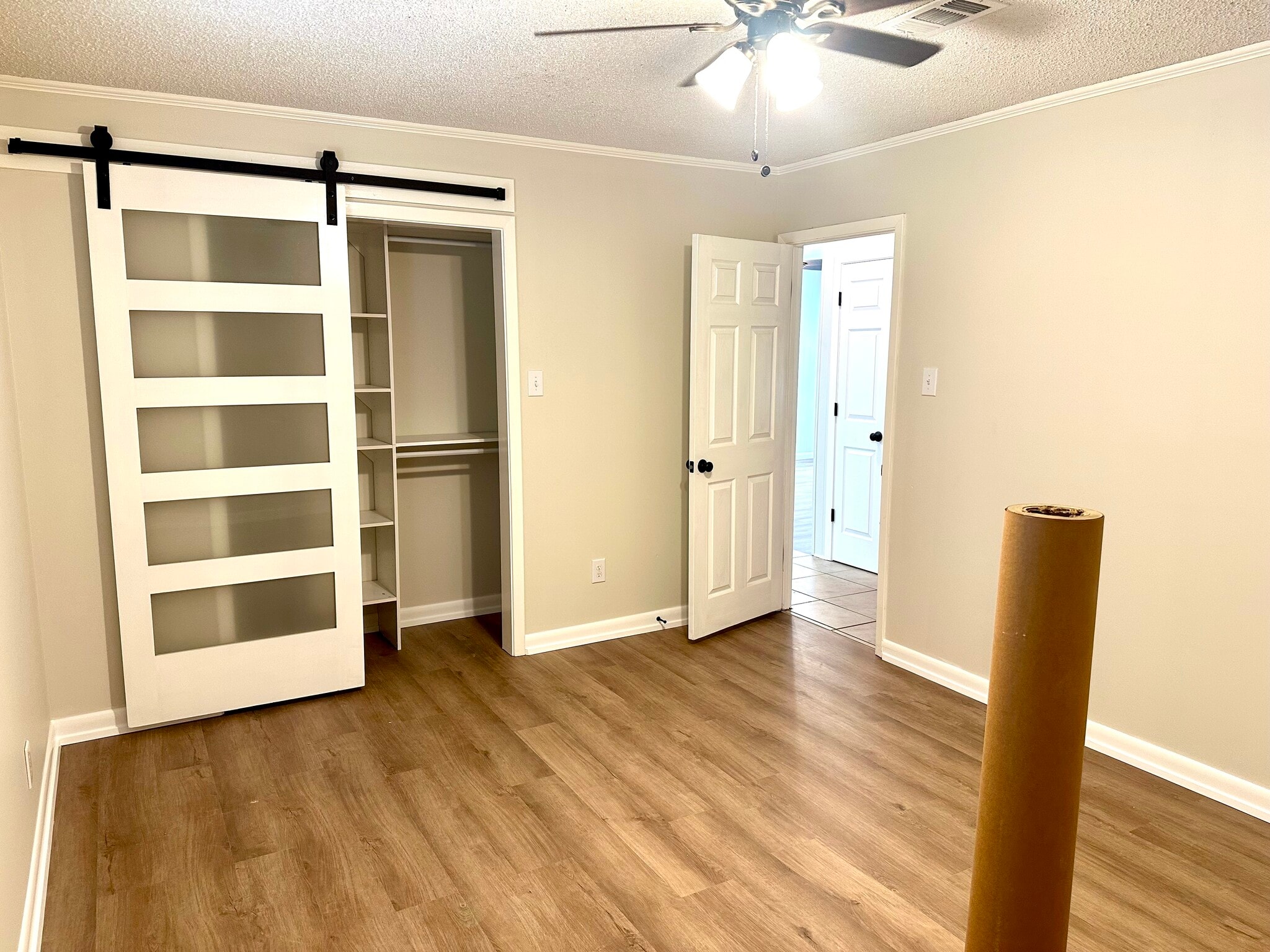 Building Photo - 102 Conifer Dr