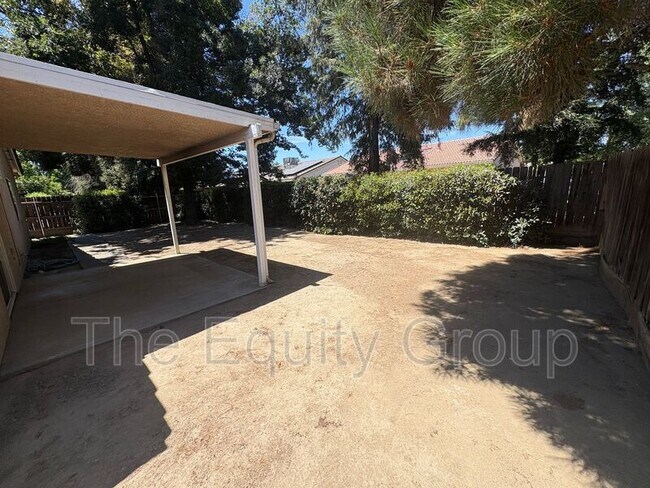 Building Photo - 3832 W Sweet Ave