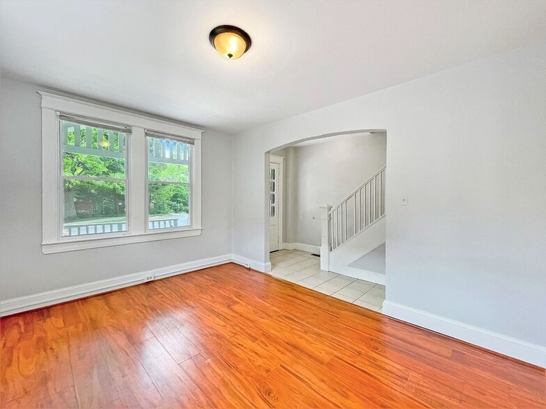 Building Photo - 1955 N Cleveland St