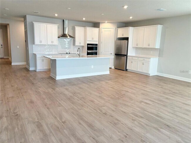 Building Photo - 5217 124th Ave E