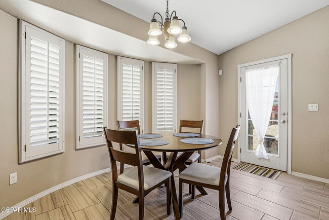 Building Photo - 14844 Tierra Tencha Ct