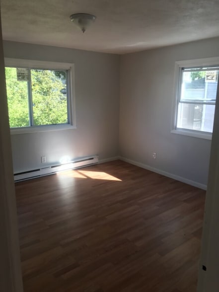 Building Photo - 230 Roosevelt St