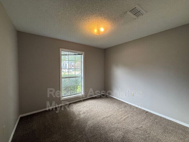 Building Photo - 7004 Wesley Ct