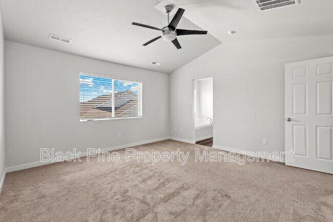 Building Photo - 4443 W Sunny Cove St