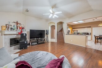 Building Photo - 10323 Emerald Pine Dr