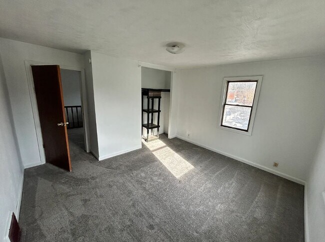 Building Photo - 759 Bower Hill Rd