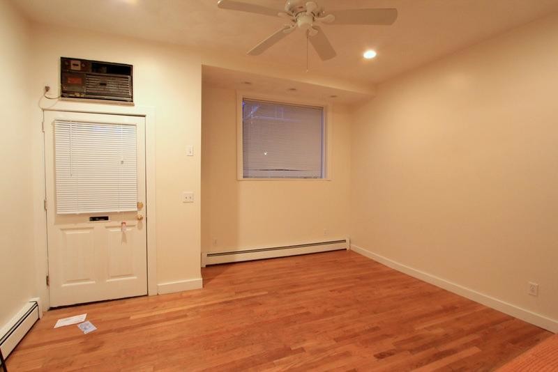 Building Photo - 302 Highland Ave