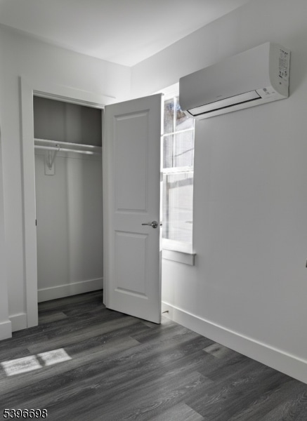 Building Photo - 1790 W 4th St