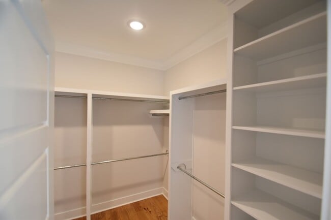 Building Photo - Beautiful 4 Bed 3 Bath home in Brandon!!
