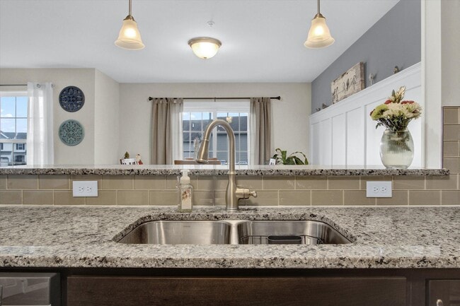 Building Photo - 2751 Post Dr