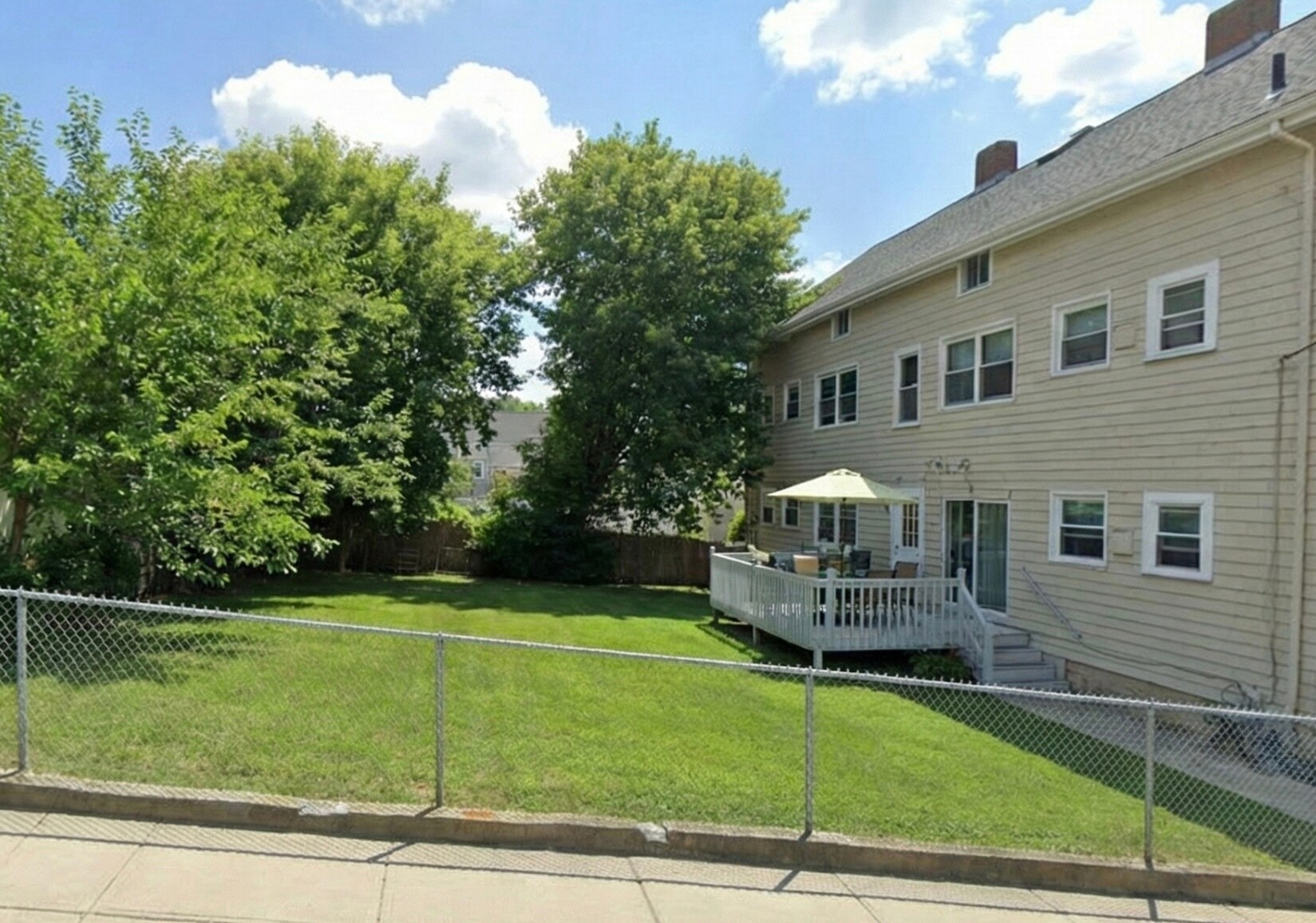 Building Photo - 45 Slater St