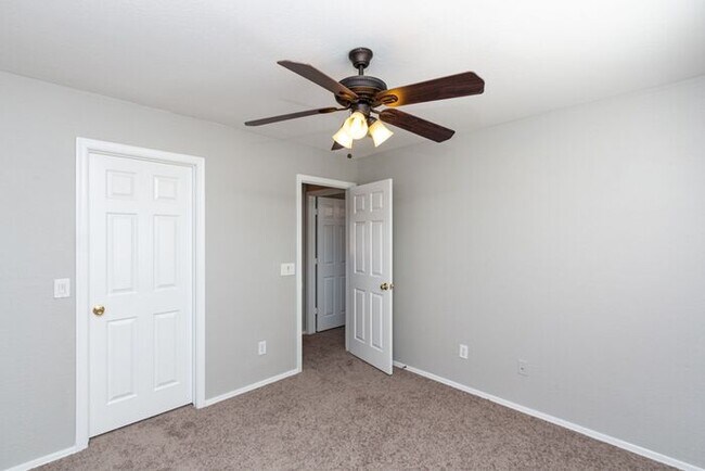 Building Photo - LOVELY 4 BED 3 BATH HOME IN SAN TAN VALLEY