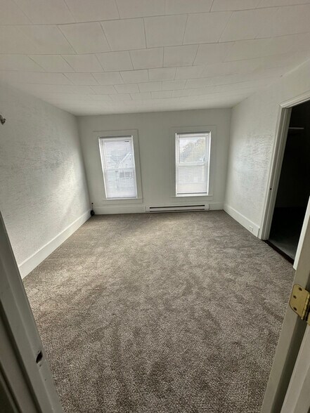 Building Photo - 9 Leonard St