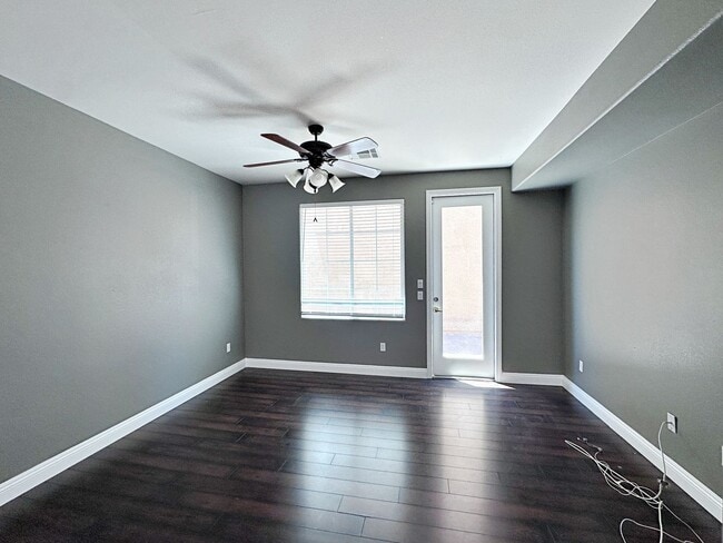 Building Photo - 10076 Bright Charisma Ct
