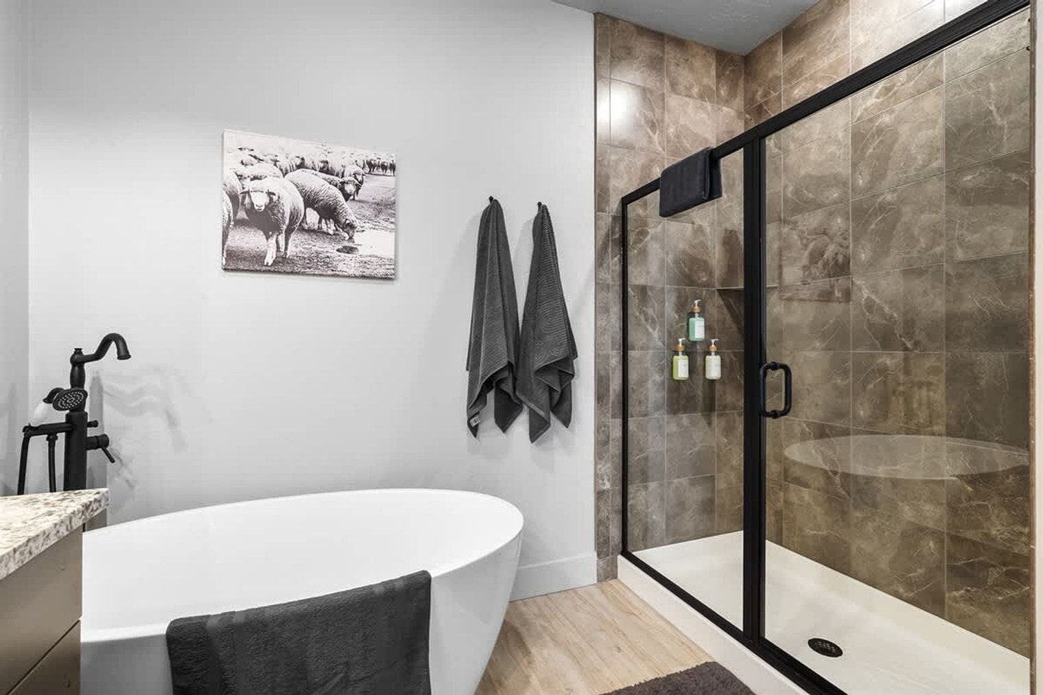 Building Photo - 303 CM Rdg Ln