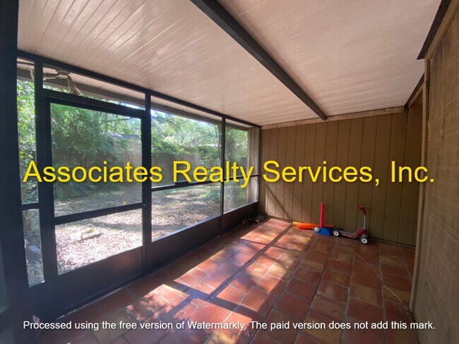 Building Photo - Single Family home in The Woodland in SW Gainesville-Great Location!