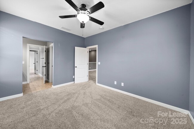 Building Photo - 1190 Arges River Dr