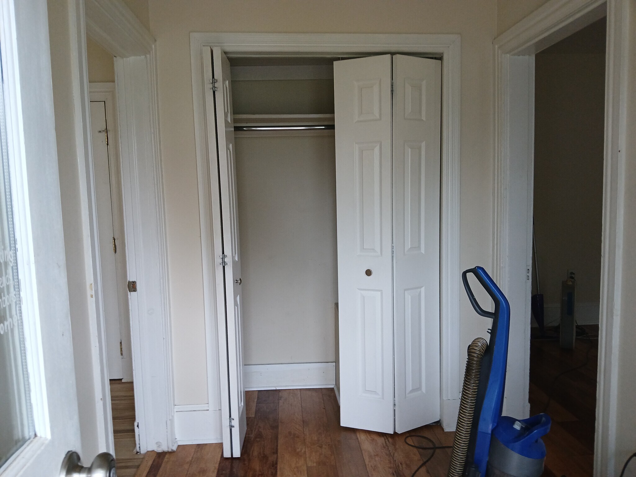 Foyer - 210 W Montgomery Ave