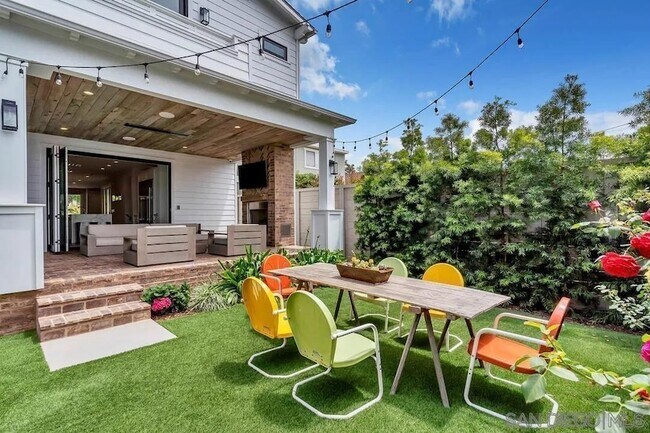 Building Photo - 914 B Ave