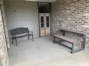 Building Photo - 1226 Baylor Ave