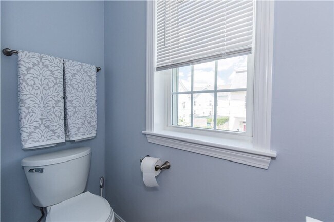 Building Photo - ****Providence – Eastside/Fox Point Single Family - $2,550****