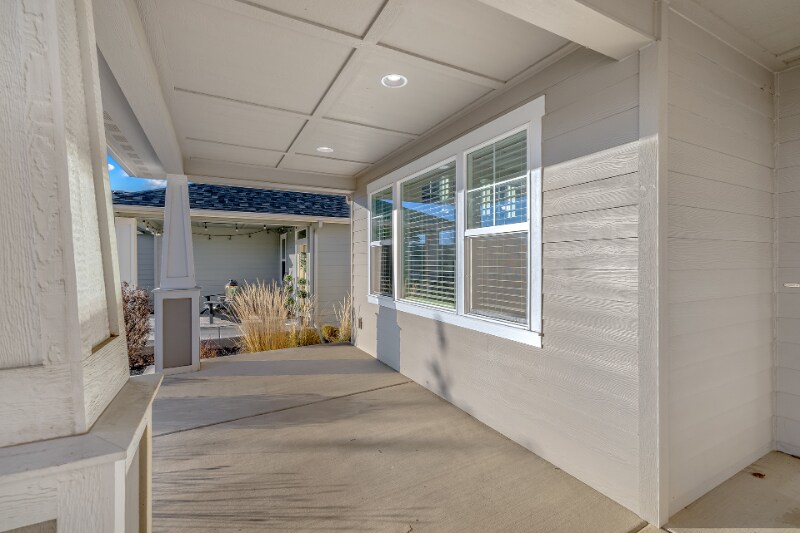 Building Photo - 3041 W Pascal Dr