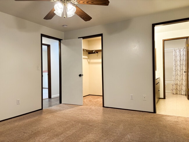 Building Photo - 4115 Tartan Way
