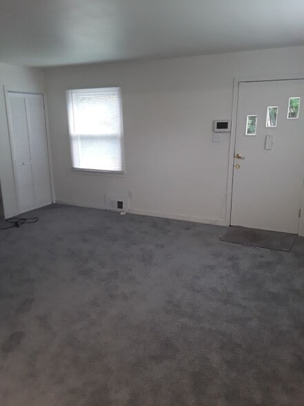 Building Photo - 4503 Raleigh Rd