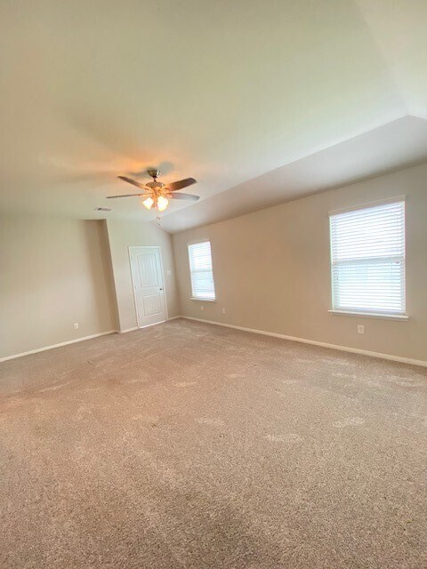 Building Photo - 2114 Tannin Dr.