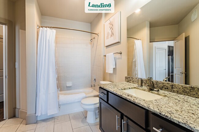 Building Photo - 10300 Katy Fwy