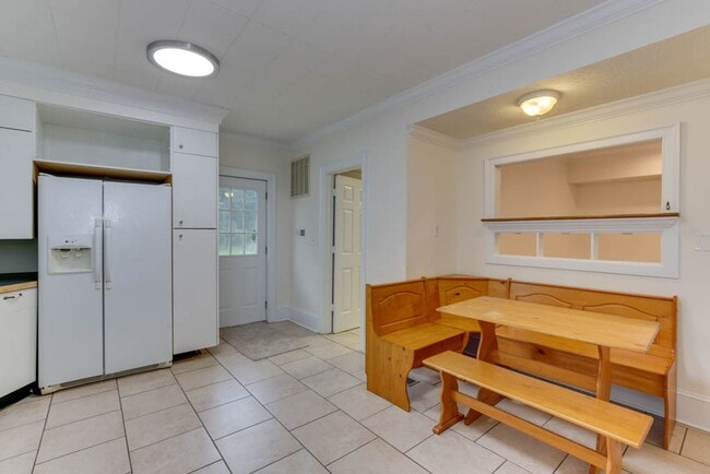 Building Photo - 1302 Dare Rd